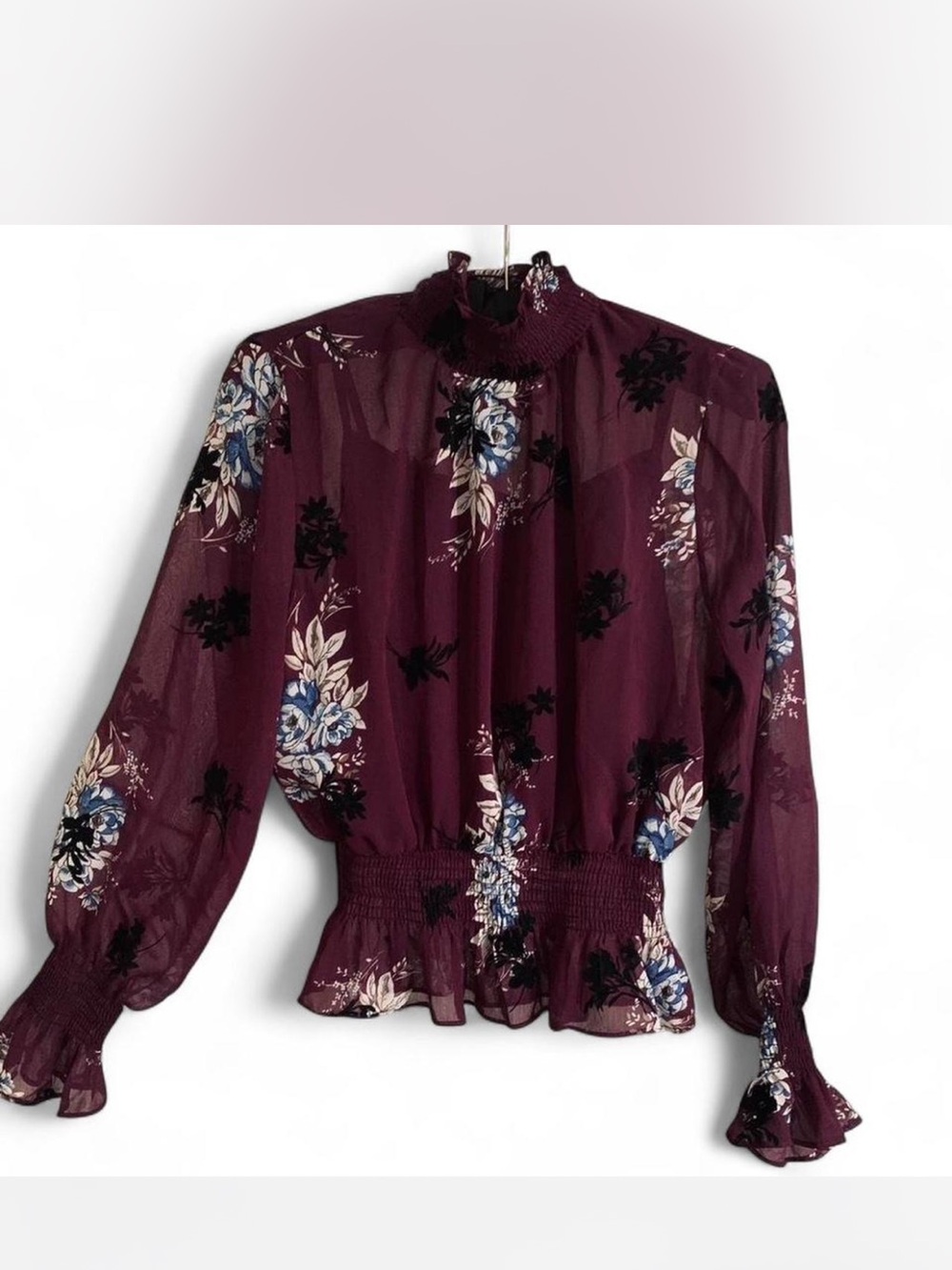 Kaii Plum Floral Smocked Waist Blouse with Cami size M (juniors)